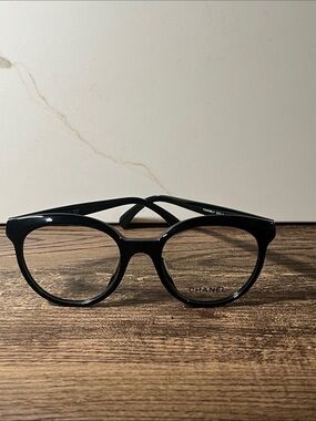 Authentic CHANEL Black Round Frame 3355-A c.501
